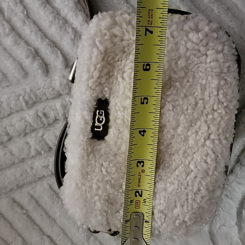 UGG Faux Sherpa & Leather Crossbody Bag - Picture 6 of 6